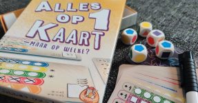 Alles op 1 kaart dobbelspelletjes White Goblin Games