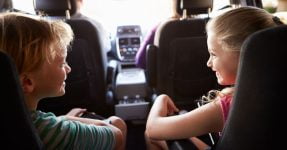 autospelletjes spelletjes voor in de auto spelletjes voor onderweg